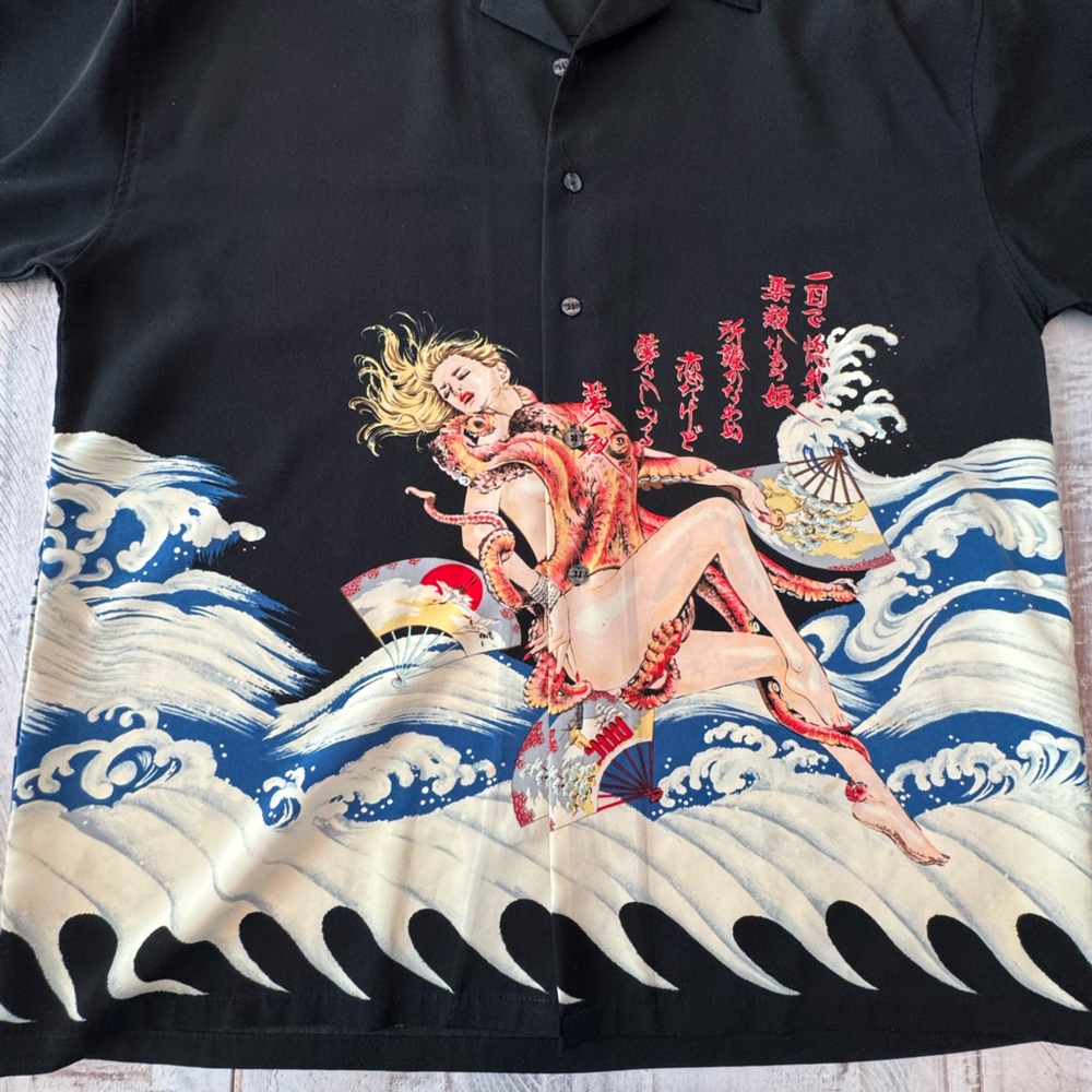 Men’s 7 Diamonds Hawaiian Button-Down - Picture 2 of 8